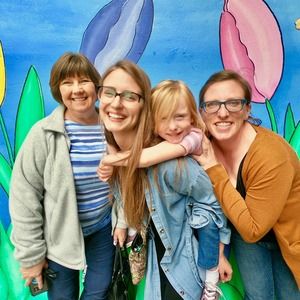 Meet your Posher, Emily